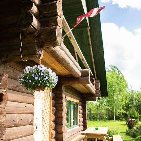 Melderi Villa Rēzekne Exteriör bild